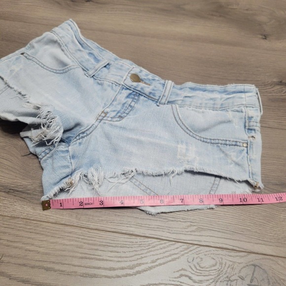 Billabong Shorts Womens 5 Blue Laneway Denim Jean Distressed Cut Off Classiccore - Picture 6 of 6